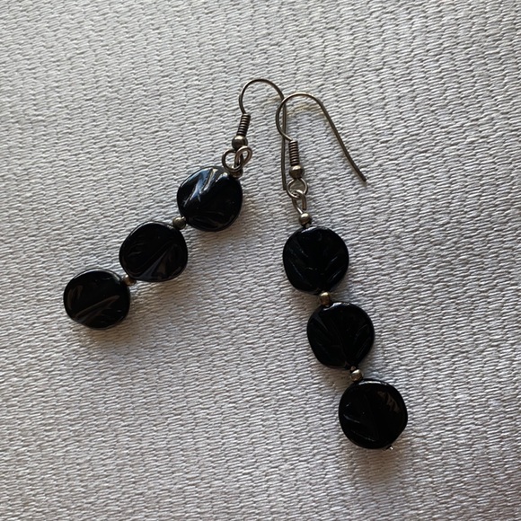 ⚫️ Vintage Textured Earrings ⚫️ - Picture 1 of 3